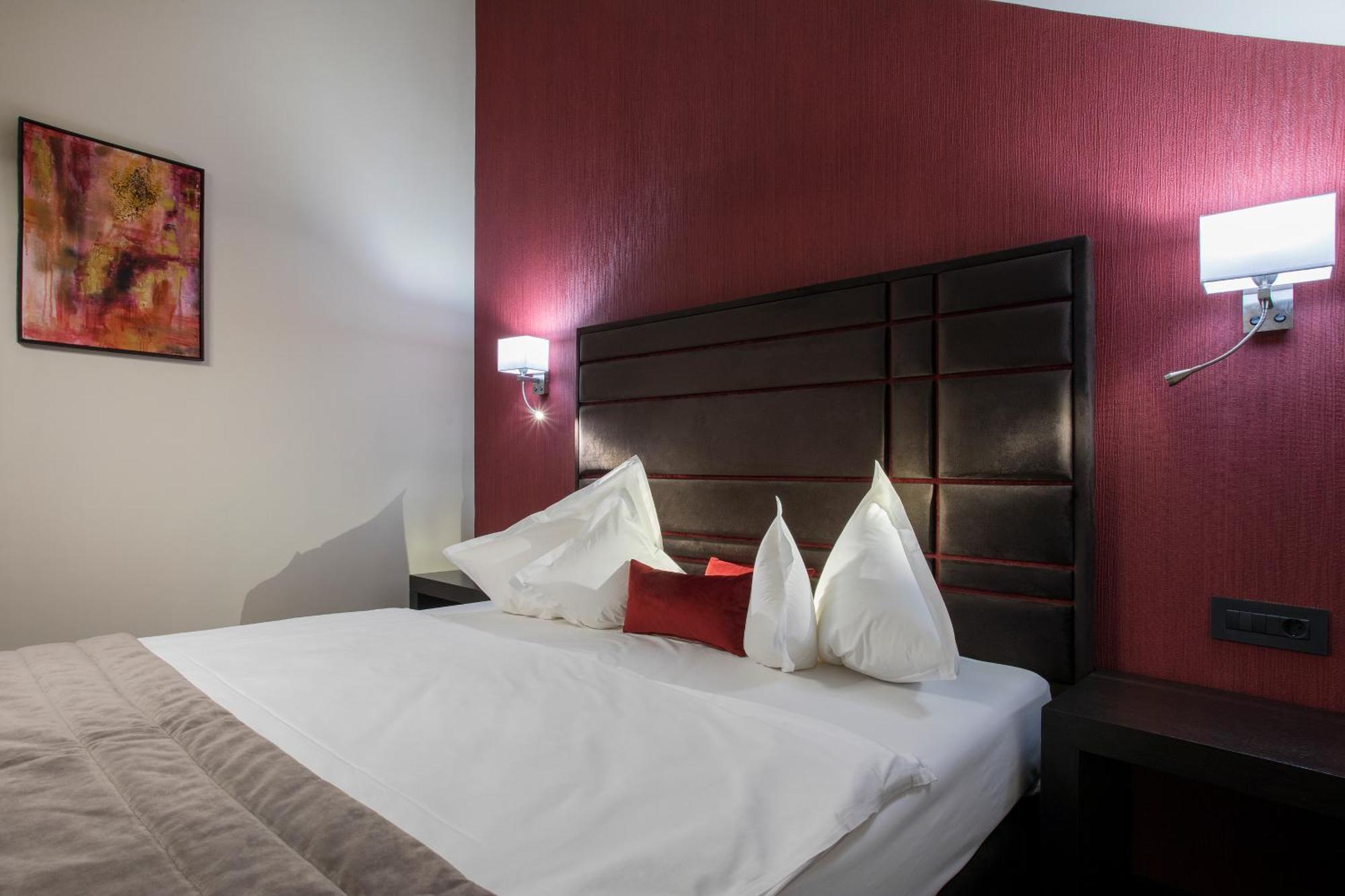 The Fifth Floor By Old Town Hotel Timisoara Esterno foto