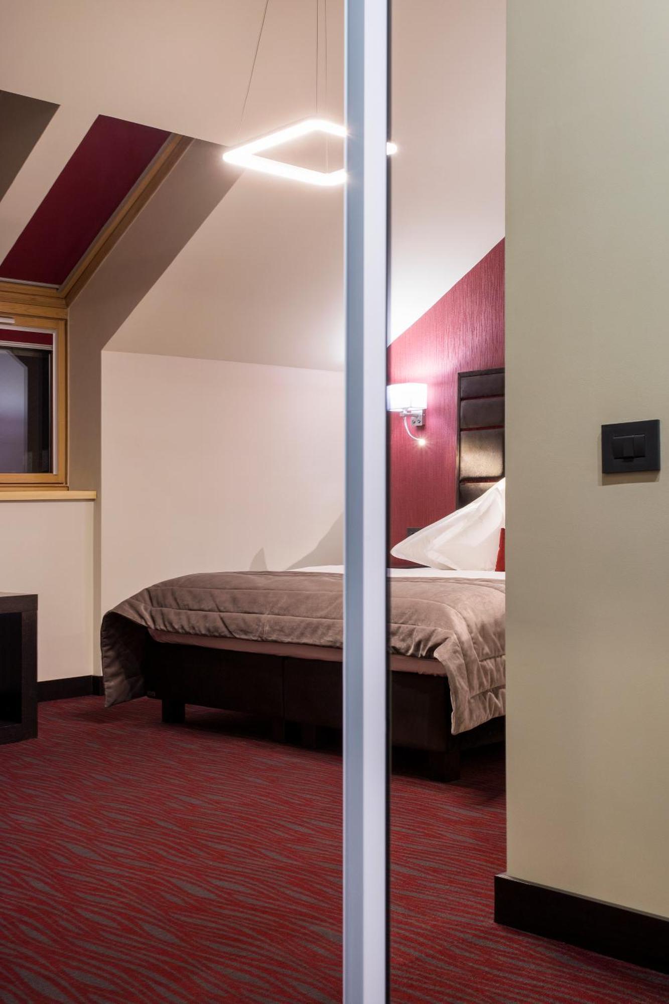The Fifth Floor By Old Town Hotel Timisoara Esterno foto